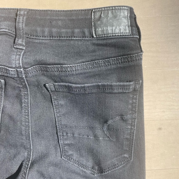 American Eagle Skinny Jeans - Picture 3 of 4